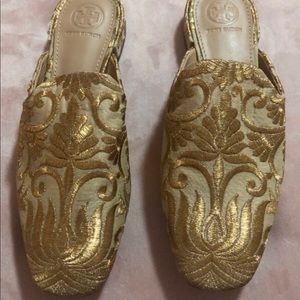 Tory Burch womens shoes size 35.5